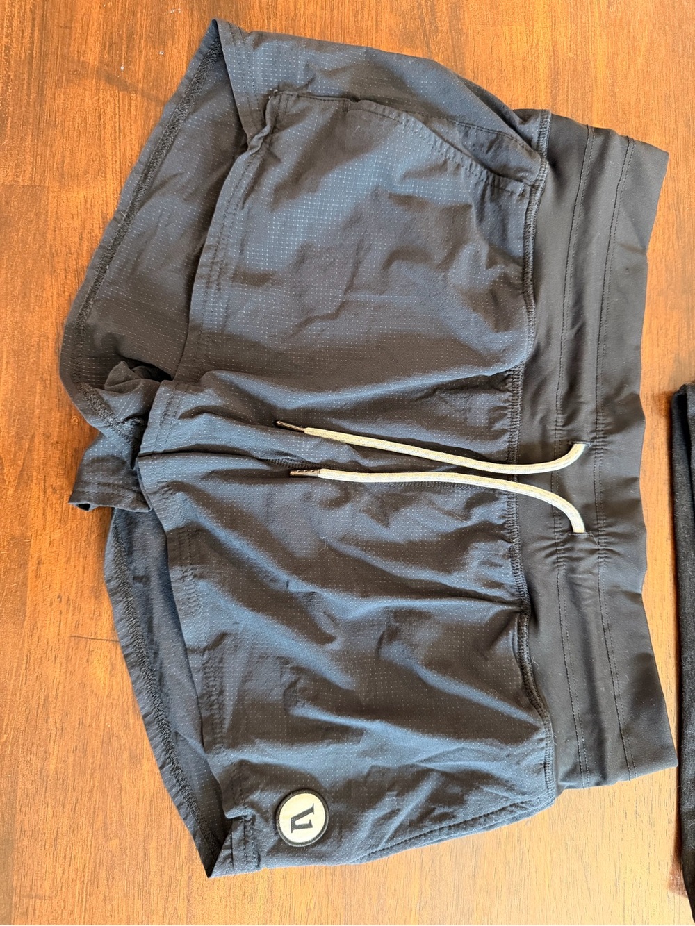 Vuori shorts and sports bra bundle small - Picture 2 of 5